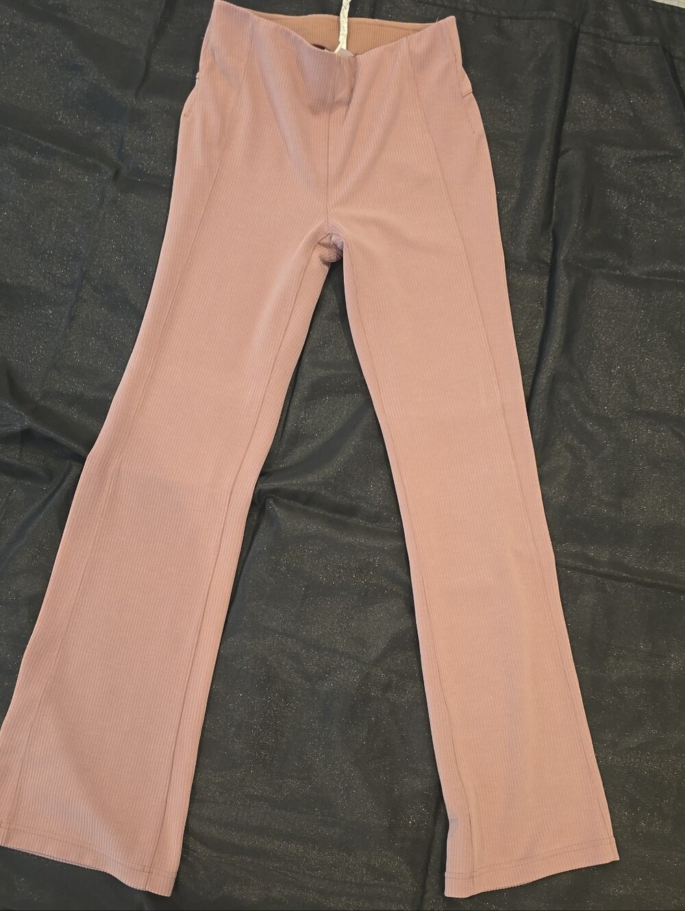 LULULEMON RIBBED Blush Pink Wide-Leg Pants.